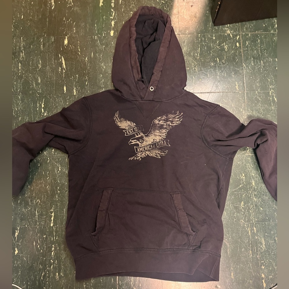 Medium Black/Navy American Eagle Sweatshirt